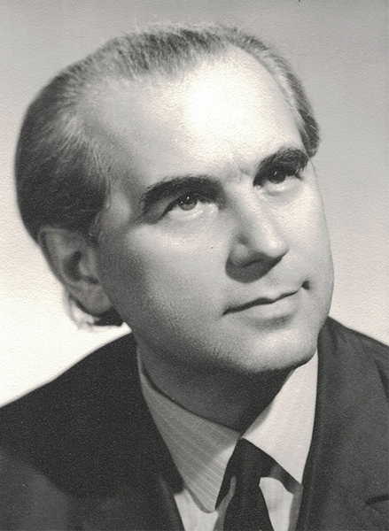 Dr. Csanda Endre fiatal orvosként